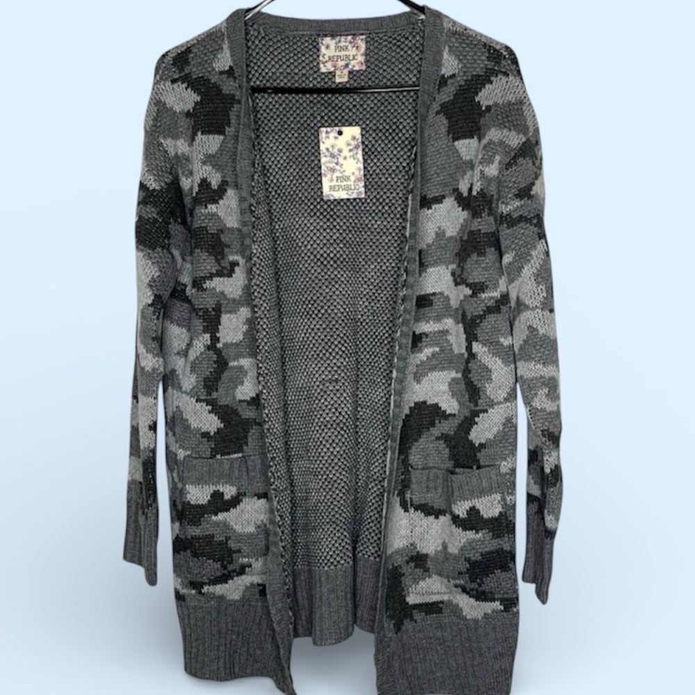 pink republic womens camouflage knit cardigan, size M